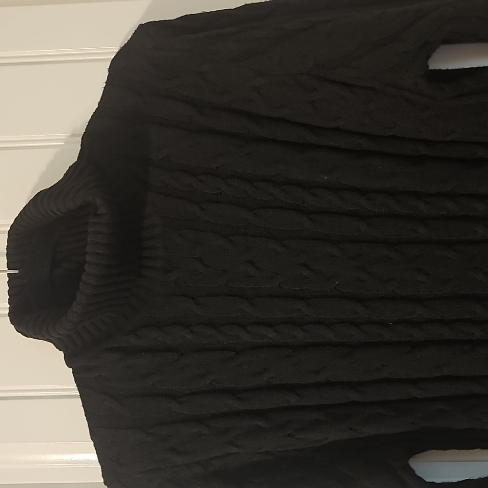 Elegant Black Long Sleeve Dress - Picture 2 of 3